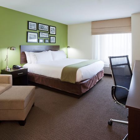 Holiday Inn Express Hotel & Suites Rogers By Ihg Exterior photo